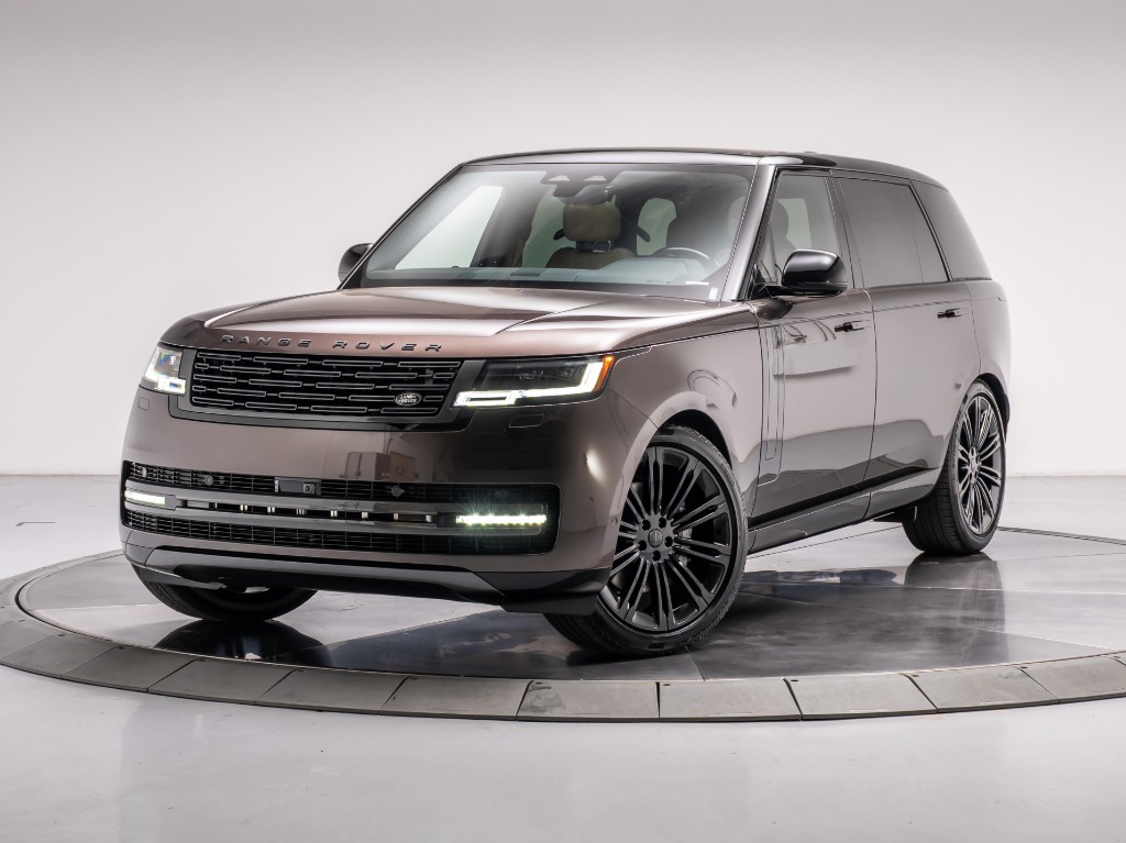 2026 Land Rover Range Rover P400 SE 7 Seat