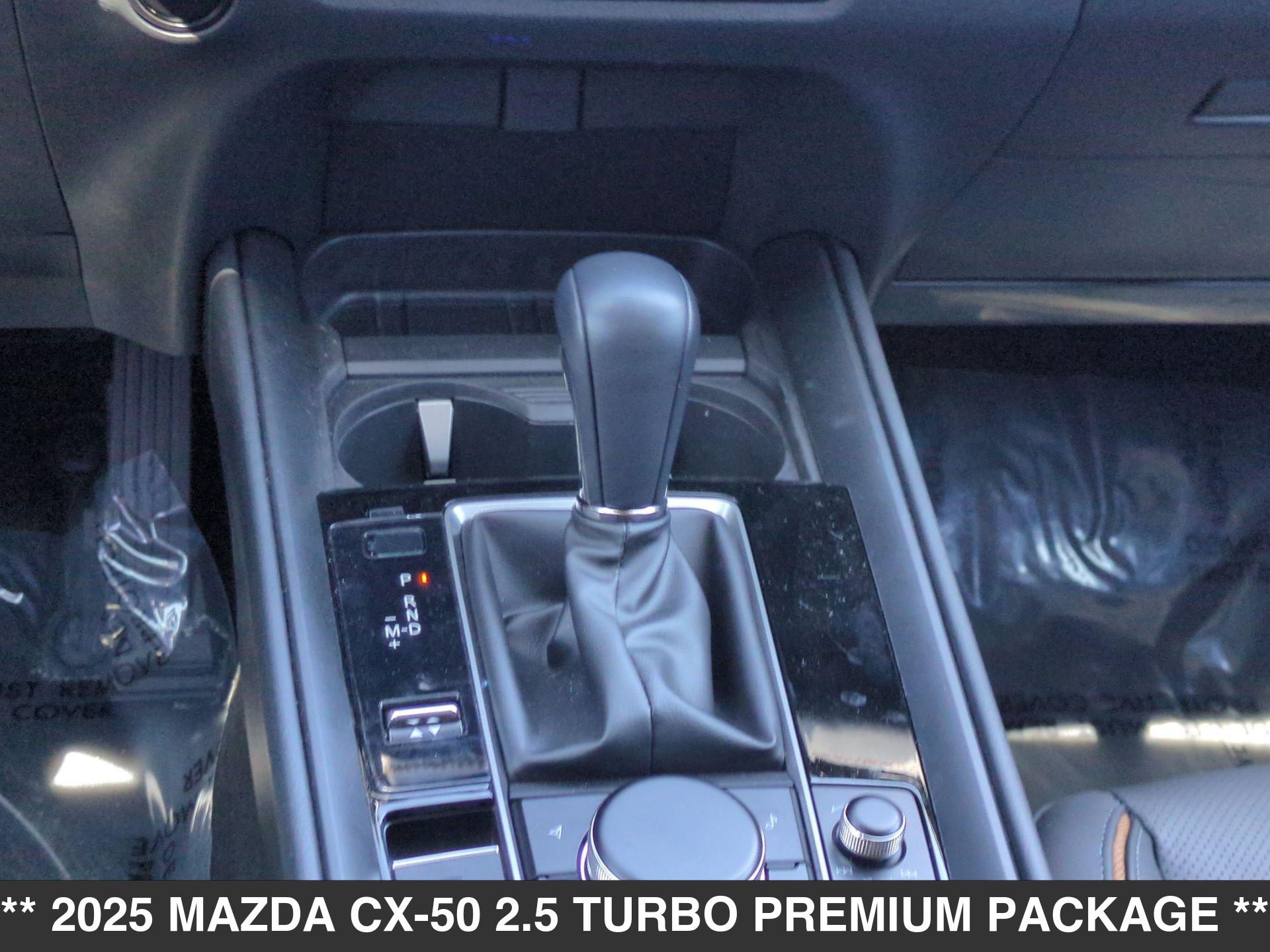 2025 Mazda CX-50 Premium - Photo 16