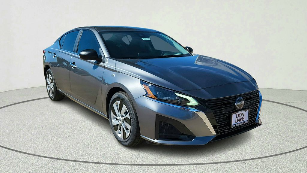 2025 Nissan Altima