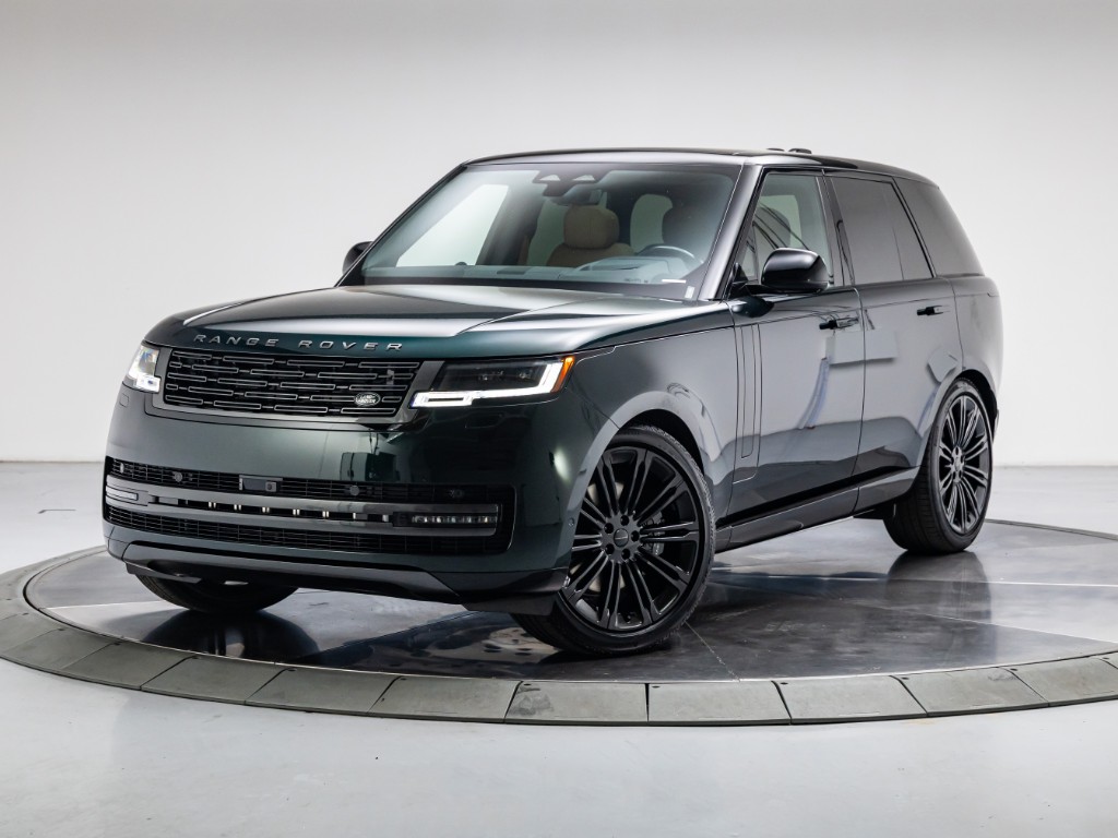 2026 Land Rover Range Rover P530 SE