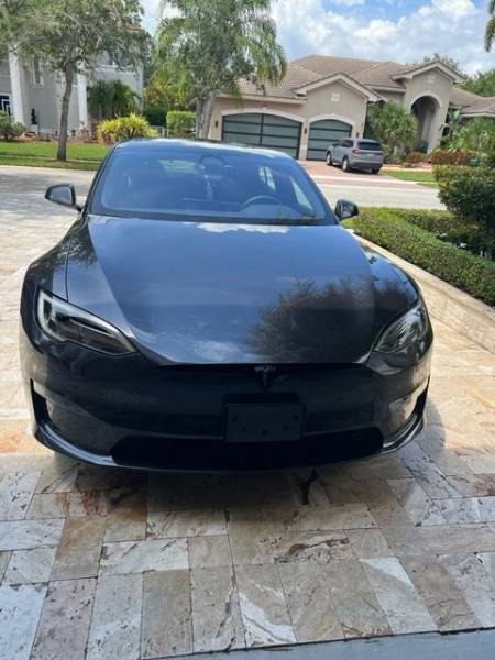 2025 Tesla Model S Base