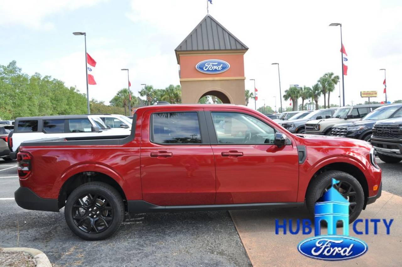 2026 Ford Maverick Lariat - Photo 6