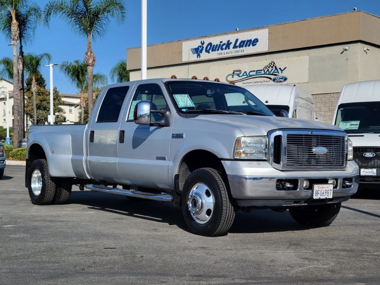 2007 Ford Super Duty F-350 DRW LARIAT