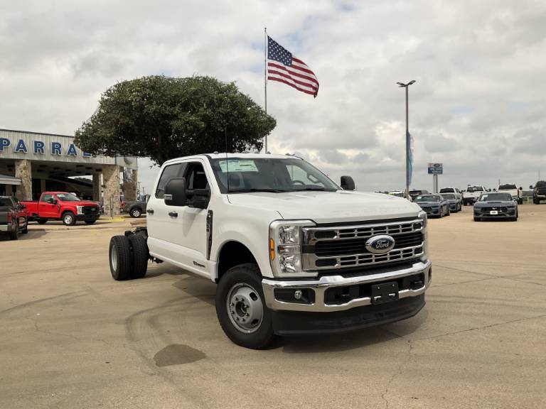 2026 Ford Super Duty F-350 DRW XL
