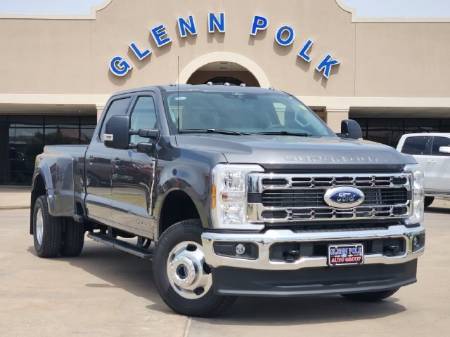 2026 Ford Super Duty F-350® XLT