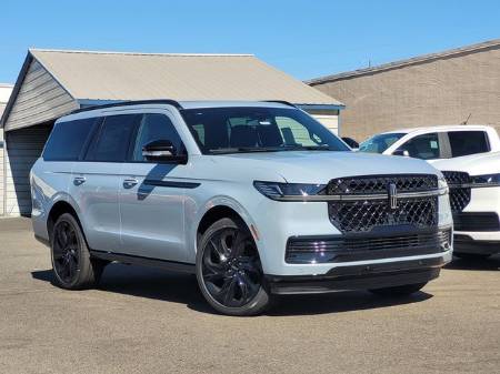 2027 Lincoln Navigator Reserve