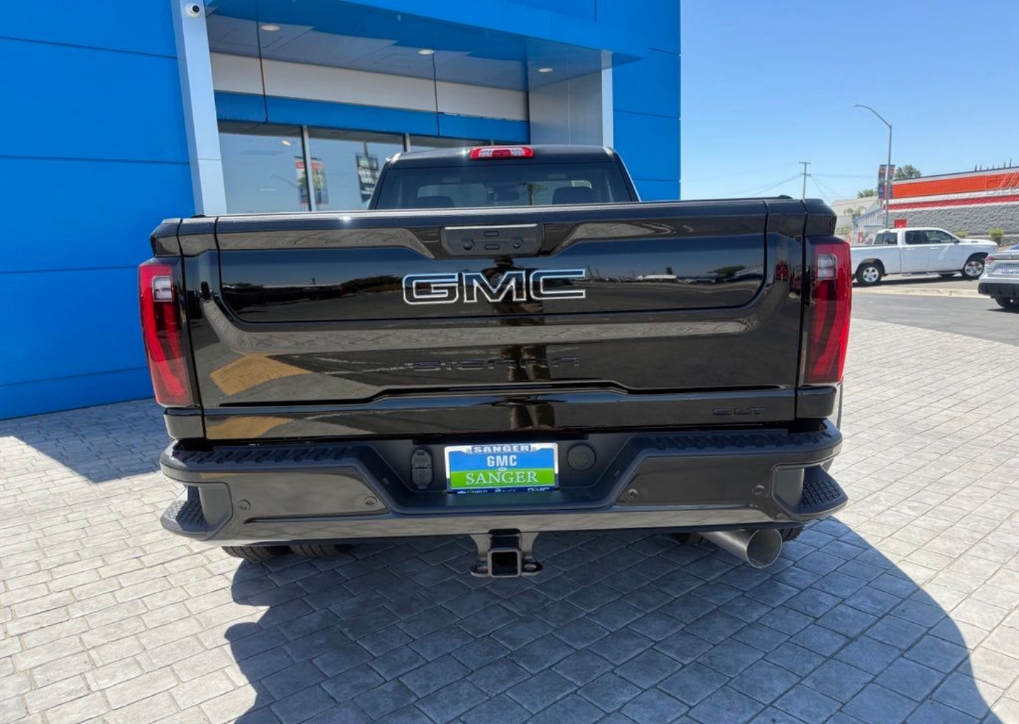 2026 GMC Sierra 3500HD SLE - Photo 10