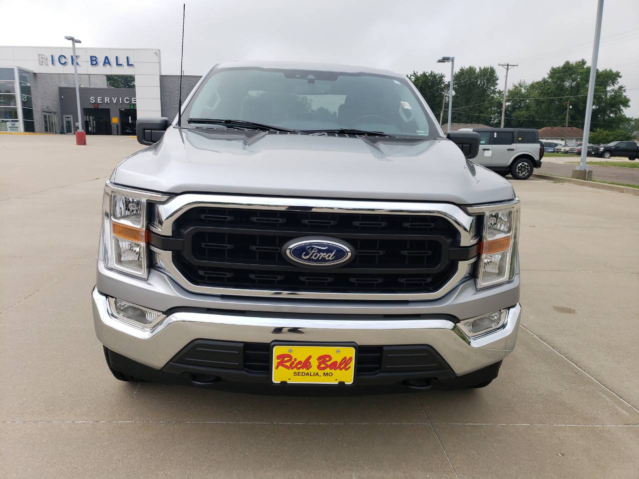 Used 2021 Ford F-150 XLT with VIN 1FTFW1E59MKE40781 for sale in Kansas City