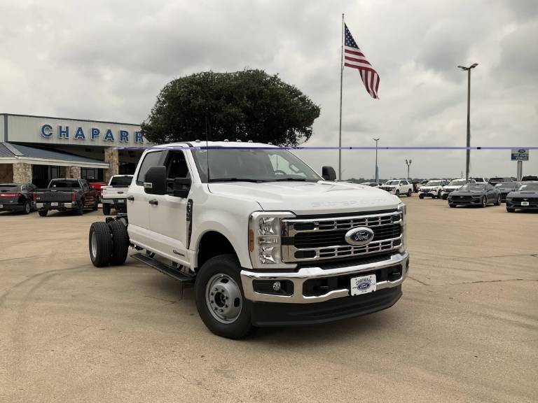 2026 Ford Super Duty F-350 DRW XL