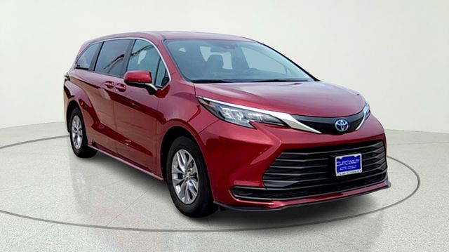 2025 Toyota Sienna