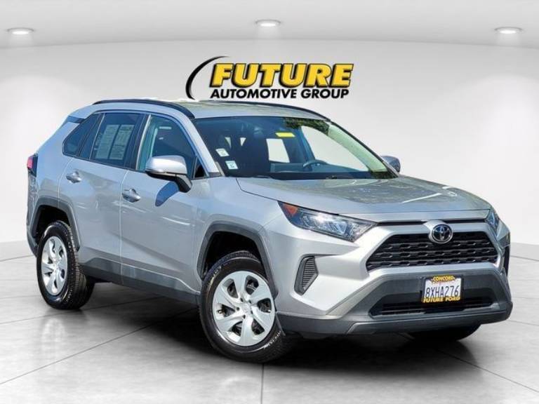 2021 Toyota RAV4 LE