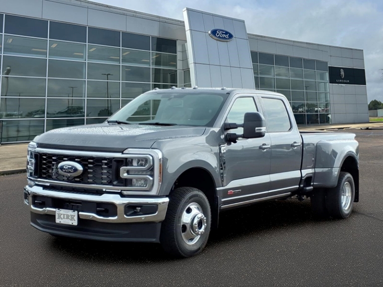 2026 Ford F-350 Super Duty LARIAT