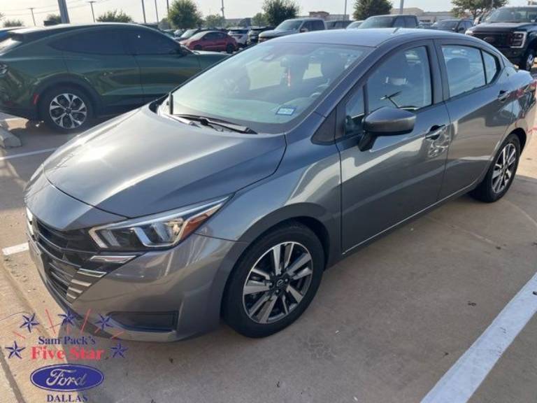 2023 Nissan Versa 1.6 SV