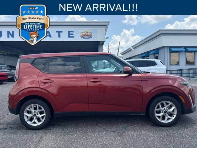 2024 Kia Soul LX