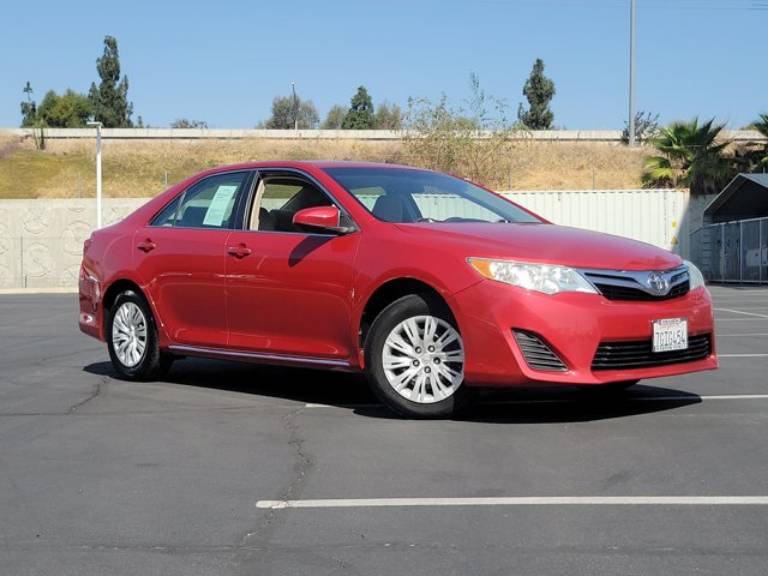 2014 Toyota Camry LE