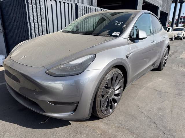 2025 Tesla Model Y Performance