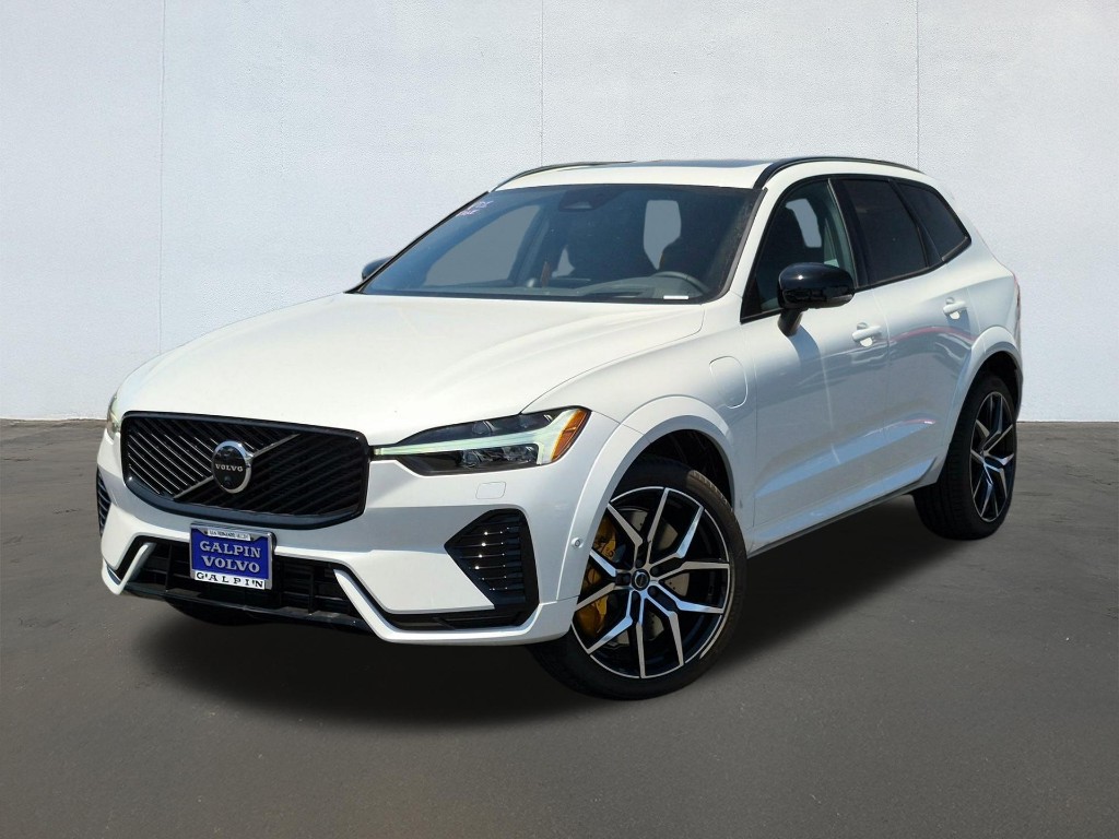 2026 Volvo XC60 Plug-In Hybrid Polestar Engineered, T8 AWD Electric/Gasoline