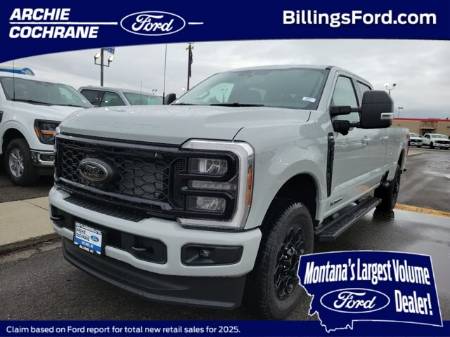 2026 Ford Super Duty F-350 SRW XLT