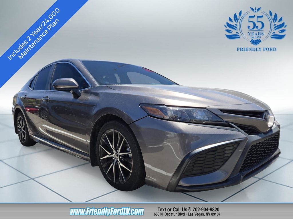 2021 Toyota Camry SE