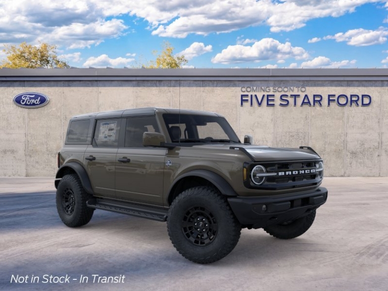 2026 Ford Bronco Outer Banks