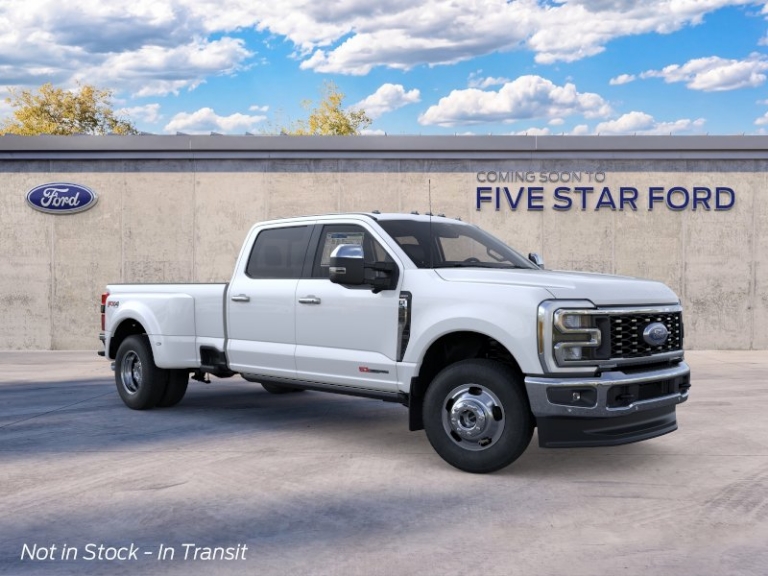 2026 Ford Super Duty F-350 DRW LARIAT