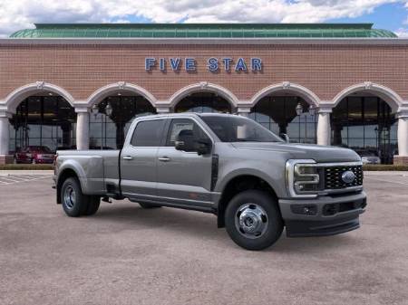 2026 Ford Super Duty F-350 DRW Platinum