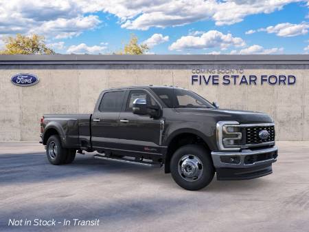 2026 Ford Super Duty F-350 DRW LARIAT