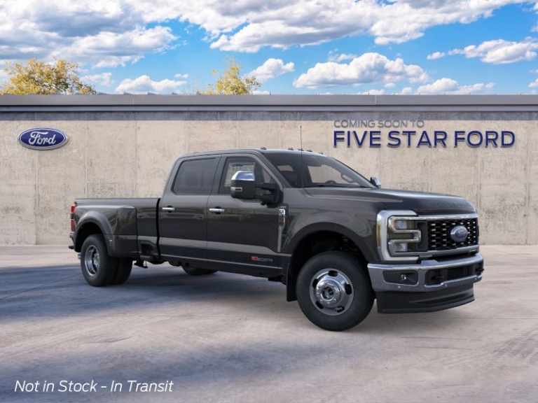 2026 Ford Super Duty F-350 DRW LARIAT