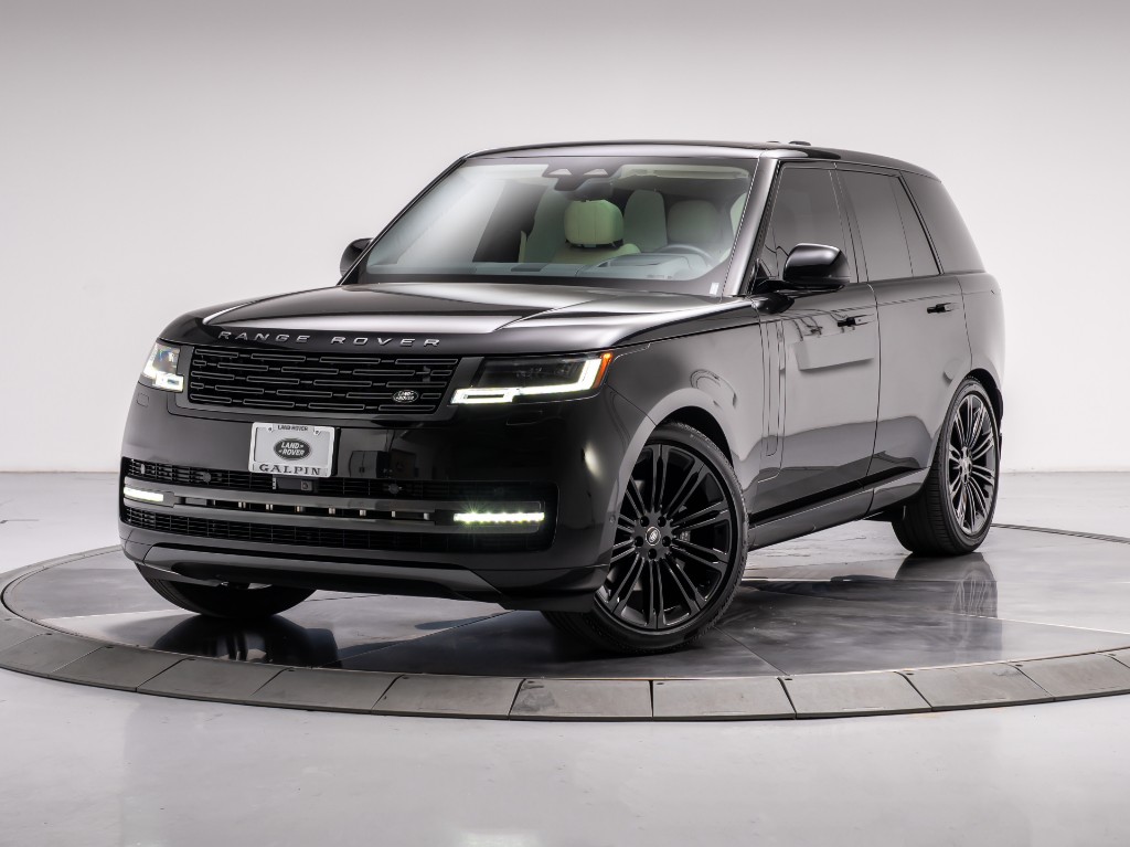 2025 Land Rover Range Rover P400 SE