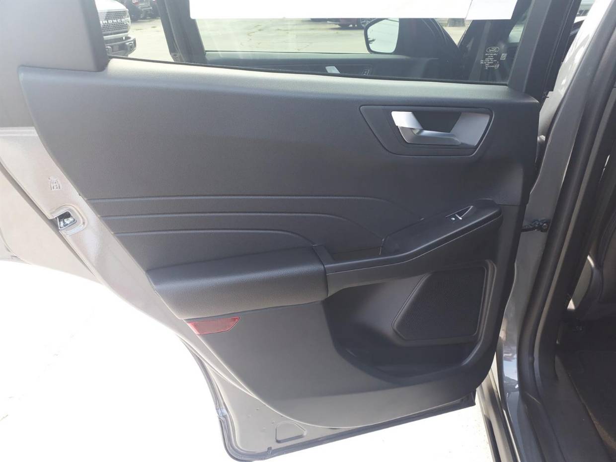 2026 Ford Escape ST-Line - Photo 10