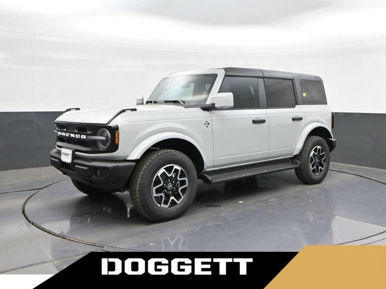 2026 Ford Bronco Outer Banks