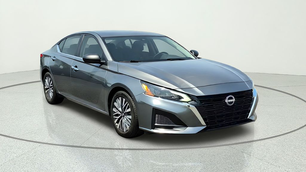 2025 Nissan Altima