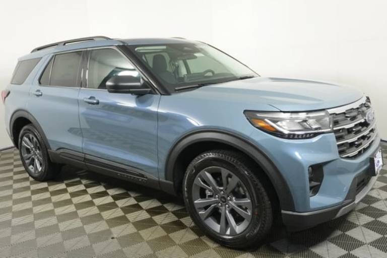 2026 Ford Explorer Active w/200A Pkg
