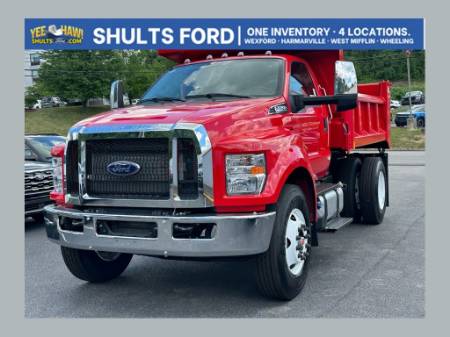 2026 Ford F-750SD Base