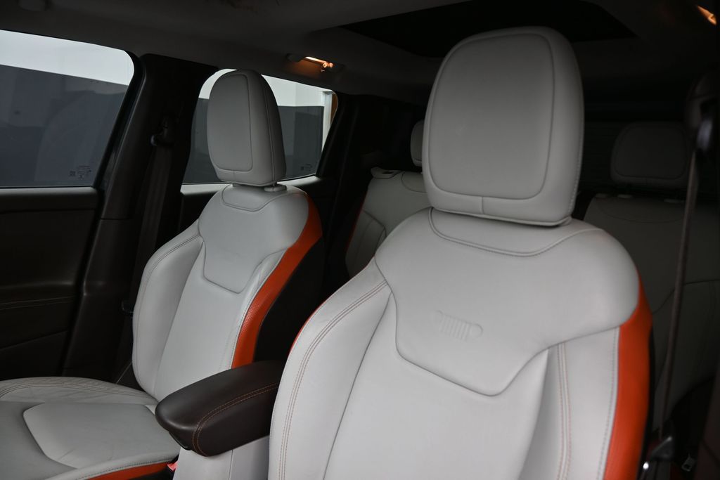 Used 2015 Jeep Renegade Limited with VIN ZACCJADT5FPB91647 for sale in Beaumont, TX