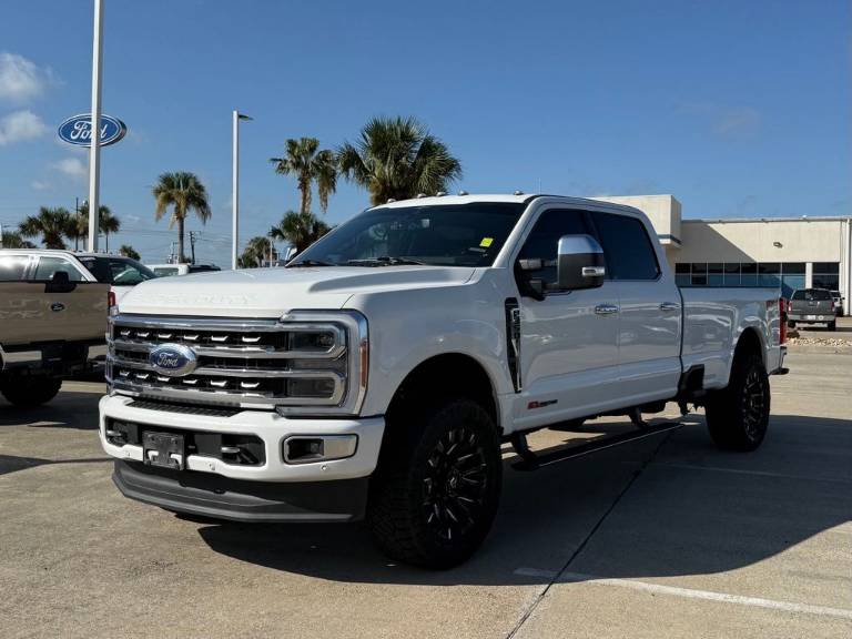 2023 Ford F-350SD Platinum