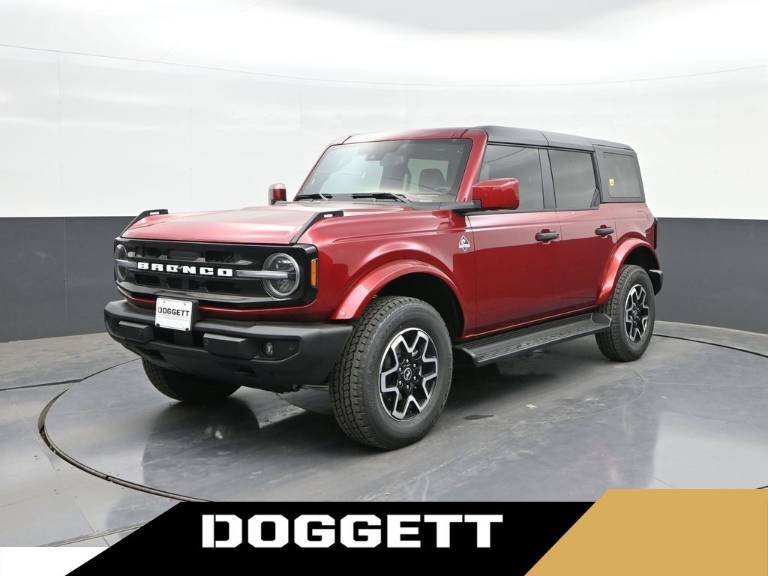 2026 Ford Bronco Outer Banks