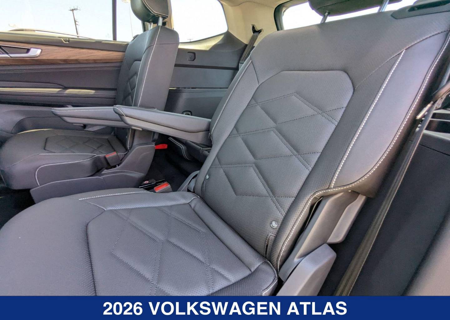2026 Volkswagen Atlas SE w/Tech - Photo 18