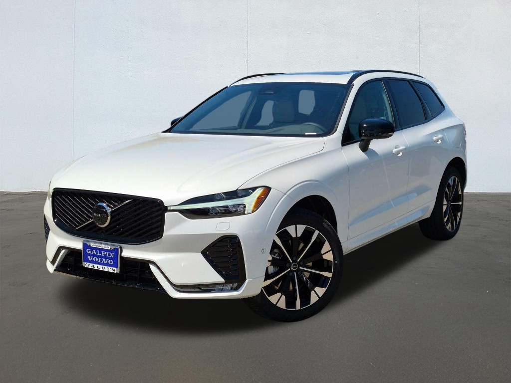 2026 Volvo XC60 B5 Plus