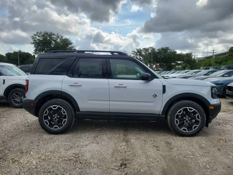 2026 Ford Bronco Sport Outer Banks