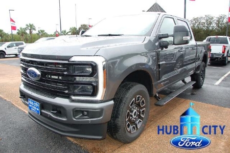 2026 Ford Super Duty F-250 SRW Platinum