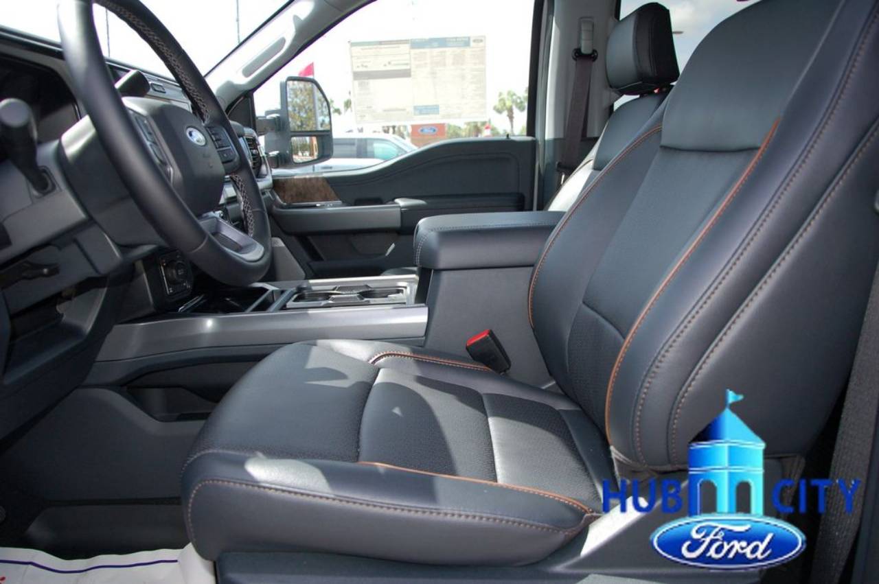 2026 Ford F-250 Super Duty Lariat - Photo 10