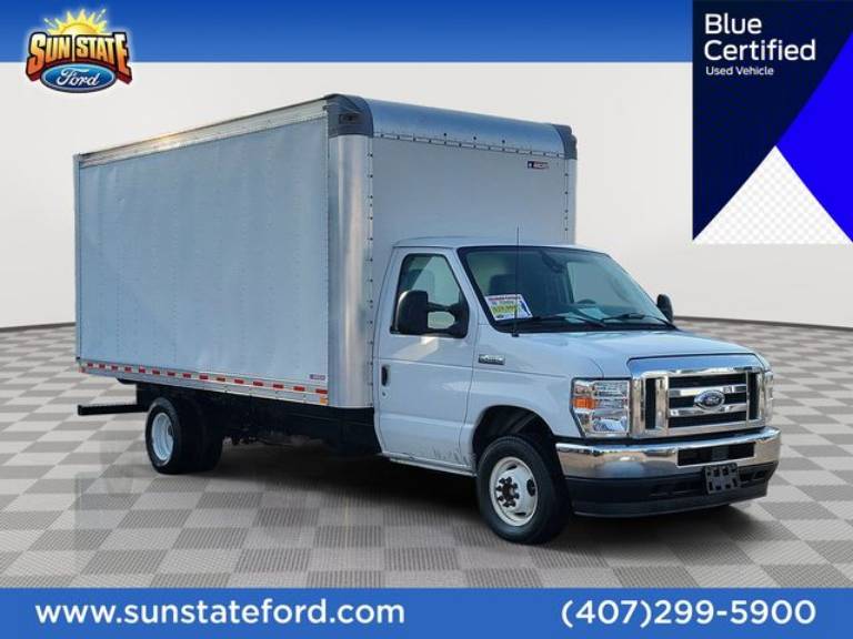2024 Ford E-Series Cutaway Base