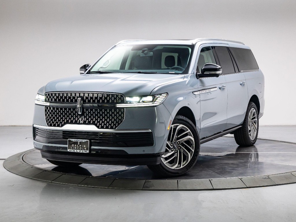 2027 Lincoln Navigator Reserve L
