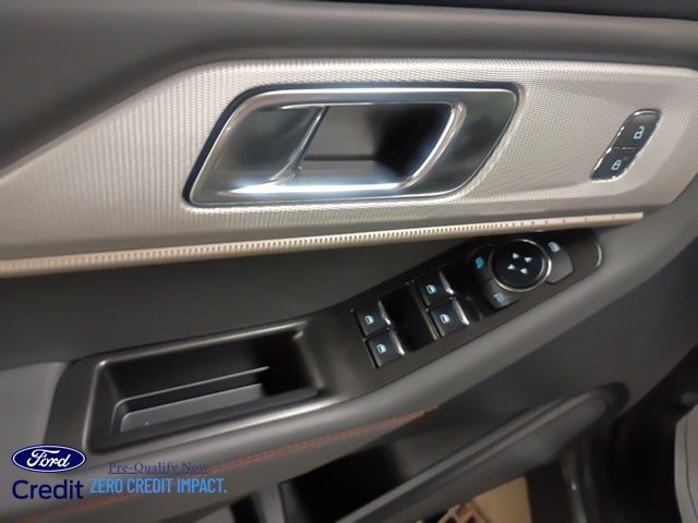 2026 Ford Explorer Active - Photo 8