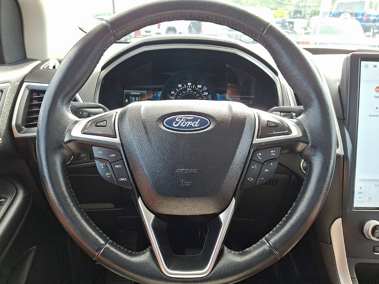 2023 Ford Edge SEL - Photo 18