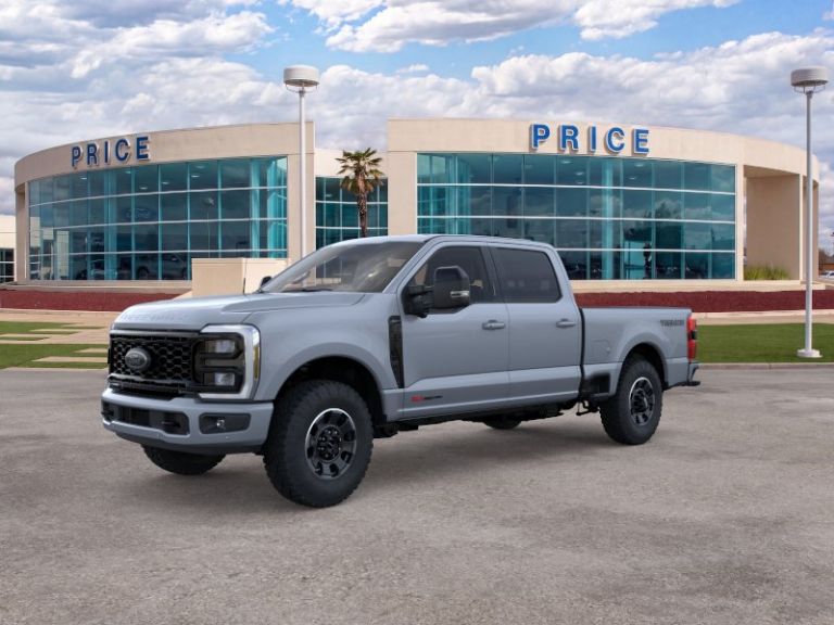 2026 Ford Super Duty LARIAT Tremor