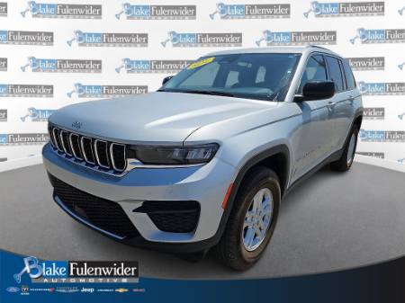 2024 Jeep Grand Cherokee Laredo