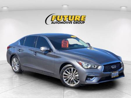 2023 INFINITI Q50 LUXE