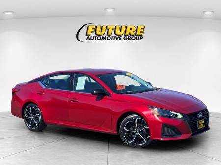 2024 Nissan Altima 2.5 SR